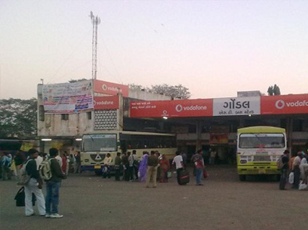 ST Bus Stand Hoarding Advertising
